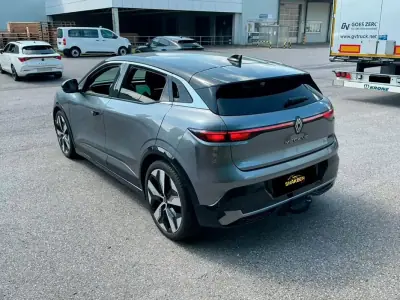 Renault Mégane E-Tech 2024 - 27990 EUR, 55537 km - 55537km - foto 6 de 14