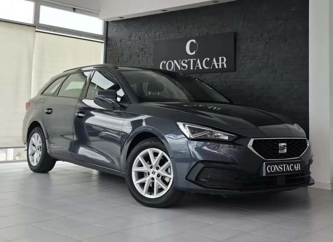 SEAT Leon ST 2024 - 19990 EUR, 42195 km - AUTO.MOTO.pt - 42195km - foto 1 de 26
