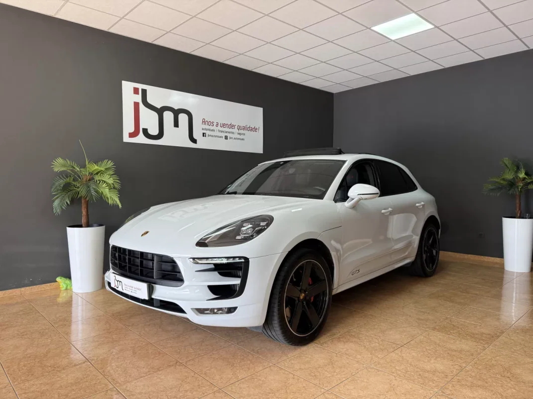 Porsche Macan 2016 - 65000 EUR, 68887 km - AUTO.MOTO.pt - 68887km - foto 1 de 20