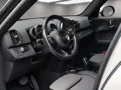 MINI Countryman 2018 — foto 4 de 5