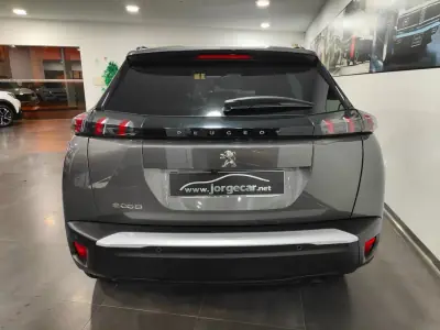 Peugeot 2008 2020 - 13990 EUR, 75000 km - 75000km - foto 6 de 27