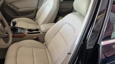 Audi A4 2008 - 9750 EUR, 235508 km - AUTO.MOTO.pt - 235508km - foto 33 de 51