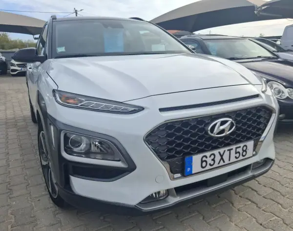 Hyundai Kauai 1.0 T-GDi Premium 2019 Gasolina — 74 000 km · Faro Hyundai Kauai 1.0 T-GDi Premium 2019 Gasolina