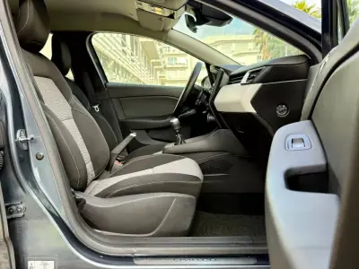 Renault Clio 2022 - 14790 EUR, 78950 km - AUTO.MOTO.pt - 78950km - foto 6 de 36