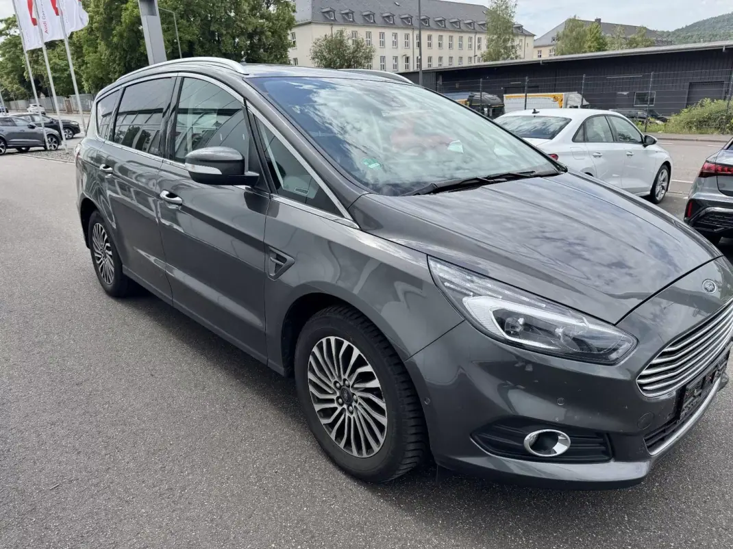 Ford S-Max 2019 - 19990 EUR, 100000 km - 100000km - foto 4 de 19