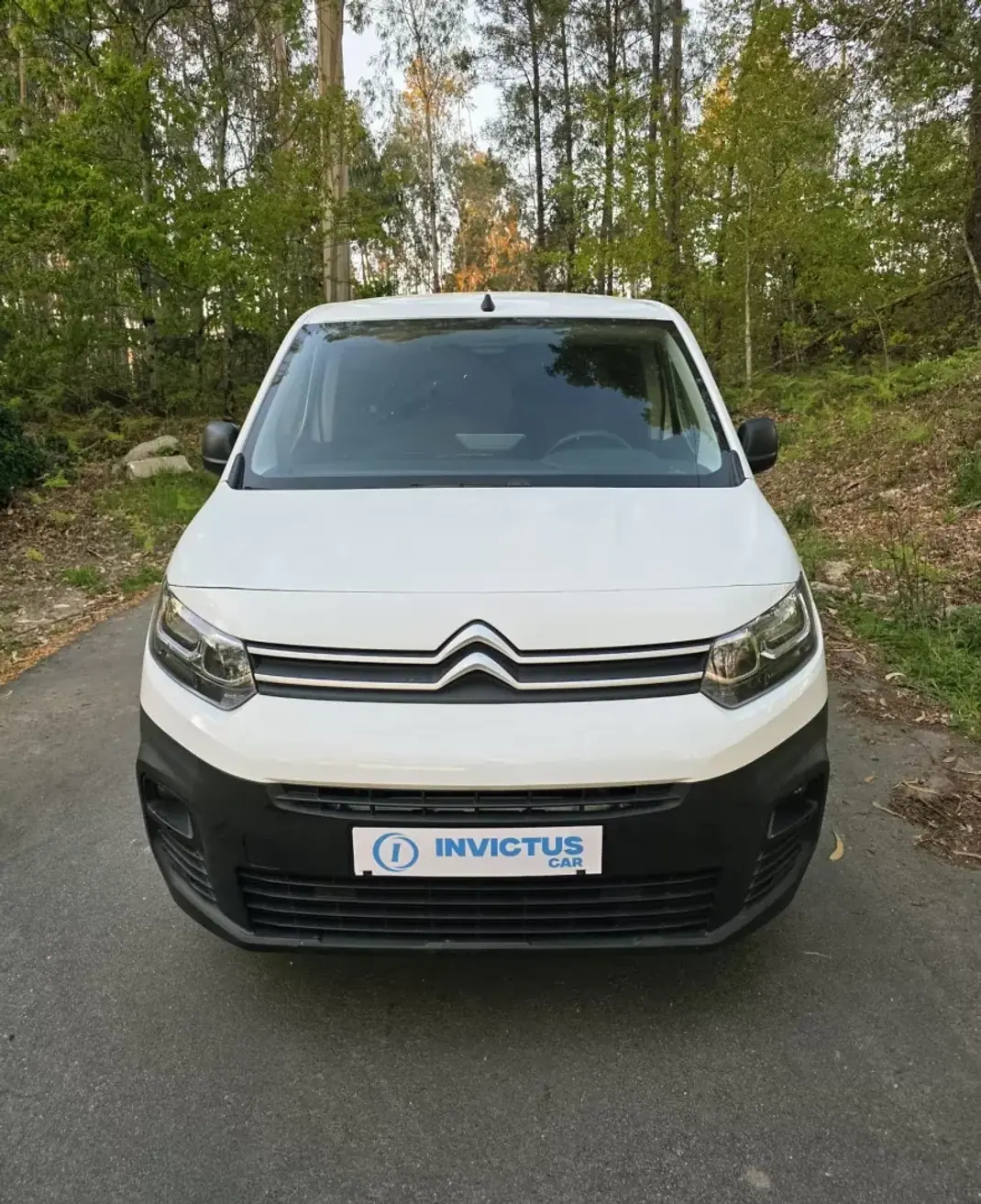 Citroën Berlingo 2020 - 11990 EUR, 152000 km - AUTO.MOTO.pt - 152000km - foto 3 de 30