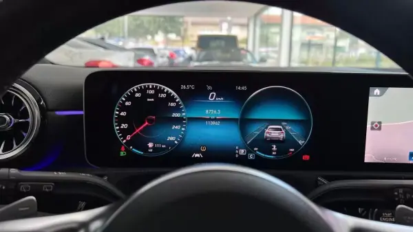 Mercedes-Benz A 35 AMG 2019 - 38990 EUR, 113962 km - AUTO.MOTO.pt - 113962km - foto 24 de 35