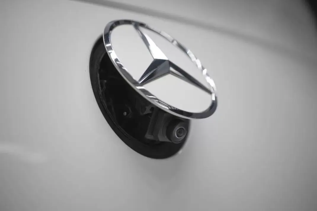 Mercedes-Benz C 220 2017 - 26850 EUR, 184333 km - AUTO.MOTO.pt - 184333km - foto 14 de 17