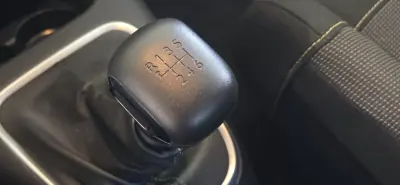 Citroën C3 2024 - 15900 EUR, 16675 km - AUTO.MOTO.pt - 16675km - foto 8 de 14