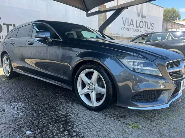 Mercedes-Benz CLS 250 2015 - 22500 EUR, 126508 km - AUTO.MOTO.pt - 126508km - foto 5 de 14