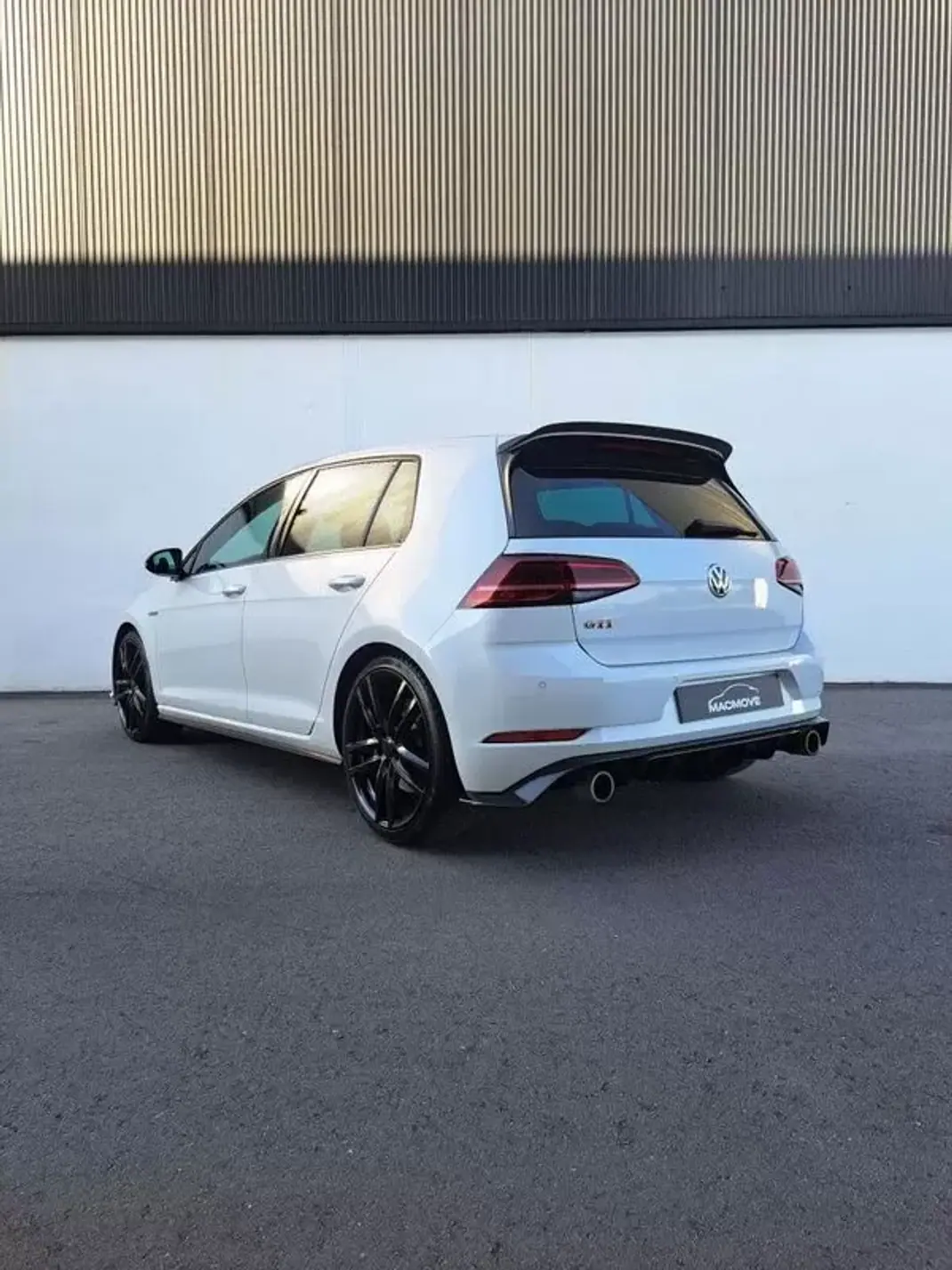 Volkswagen Golf 2019 - 28900 EUR, 108000 km - AUTO.MOTO.pt - 108000km - foto 2 de 32