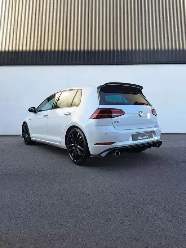 Volkswagen Golf 2019 - 27900 EUR, 108000 km - AUTO.MOTO.pt - 108000km - foto 2 de 32