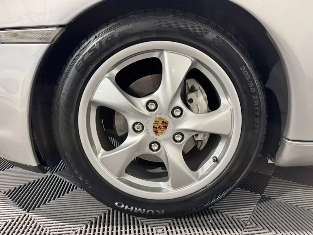 Porsche Boxster 2001 - 22500 EUR, 217000 km - 217000km - foto 49 de 53