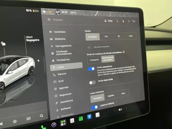 Tesla Model 3 2023 - 29750 EUR, 68000 km - AUTO.MOTO.pt - 68000km - foto 32 de 44