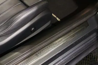 Mercedes-Benz E 220 2018 - 35900 EUR, 93689 km - AUTO.MOTO.pt - 93689km - foto 24 de 41