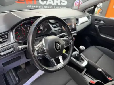 Renault Captur 2021 - 13900 EUR, 198476 km - AUTO.MOTO.pt - 198476km - foto 3 de 14