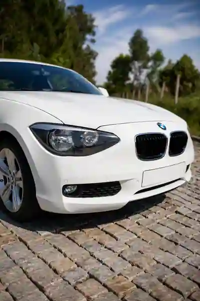 BMW 114 2015 - 10990 EUR, 182000 km - AUTO.MOTO.pt - 182000km - foto 4 de 14