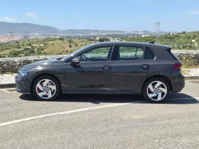 Volkswagen Golf 2020 - 23890 EUR, 47169 km - AUTO.MOTO.pt - 47169km - foto 35 de 36