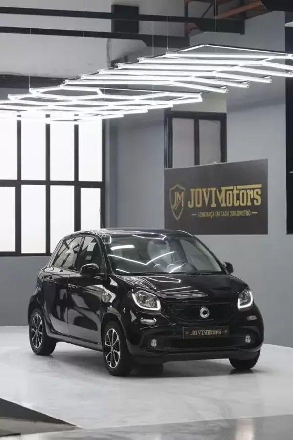 Smart ForFour 2015 - 9500 EUR, 155670 km - AUTO.MOTO.pt - 155670km - foto 2 de 36