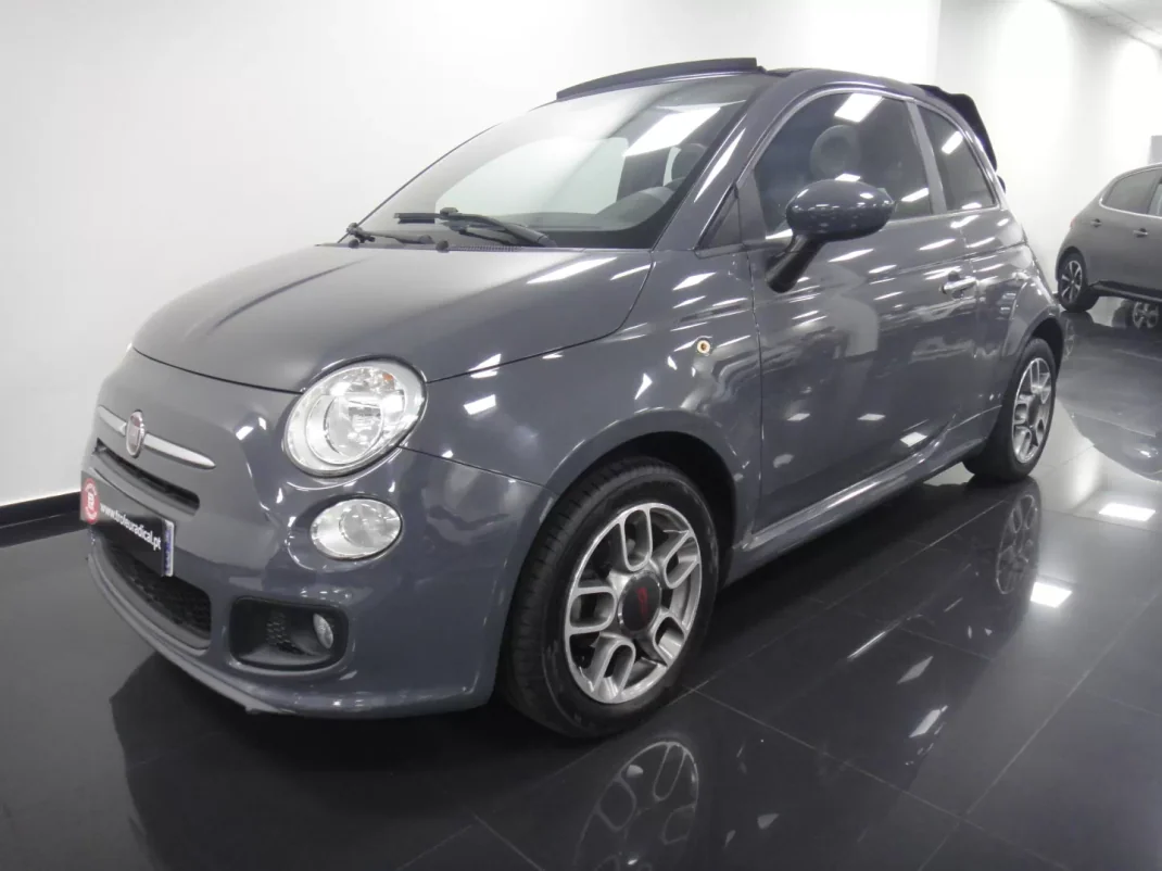 Fiat 500C 2015 - 10250 EUR, 77000 km - AUTO.MOTO.pt - 77000km - foto 1 de 15