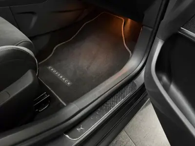 DS DS4 Crossback 2016 - 13990 EUR, 125000 km - AUTO.MOTO.pt - 125000km - foto 16 de 23