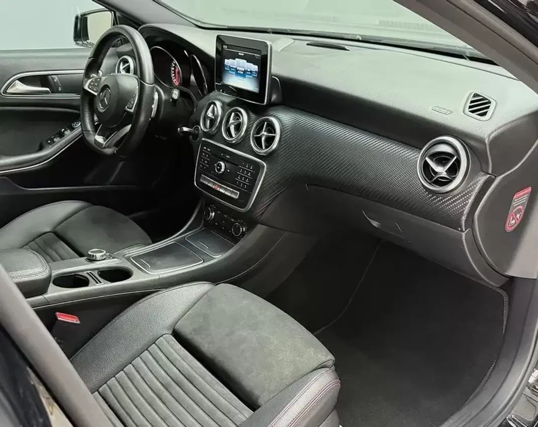 Mercedes-Benz A 180 2016 - 17950 EUR, 176237 km - 176237km - foto 8 de 31
