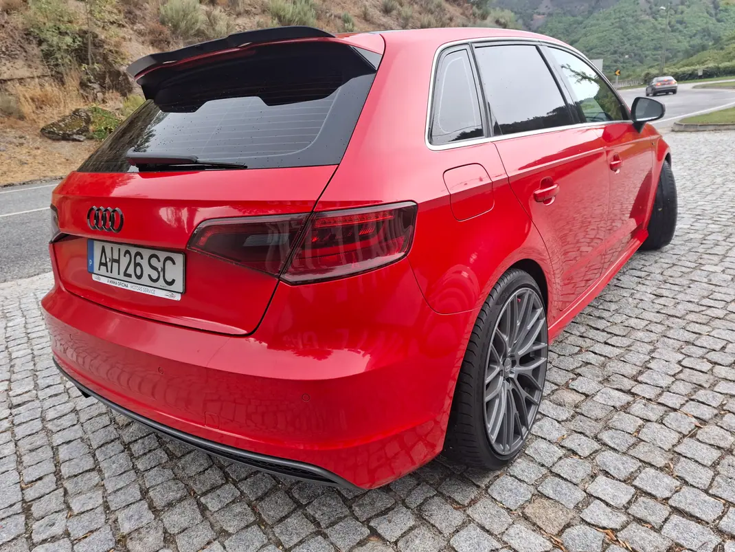 Audi A3 Sportback 2016 - 16500 EUR, 210000 km - AUTO.MOTO.pt - 210000km - foto 5 de 15
