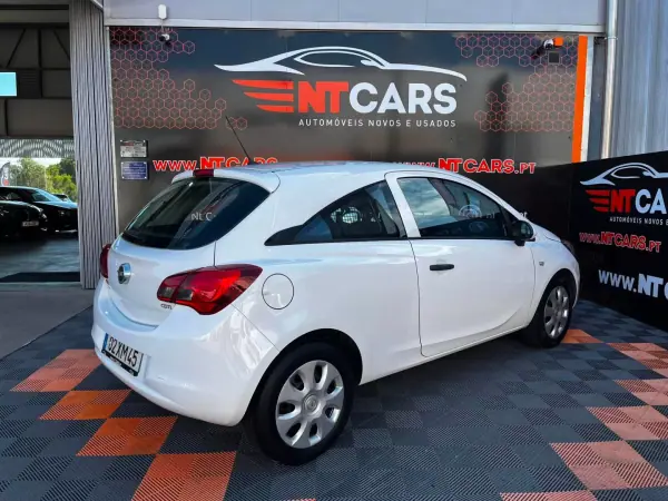 Opel CORSA VAN 1.3 CDTI 2019 - 8750 EUR, 207033 km - AUTO.MOTO.pt - 207033km - foto 2 de 13