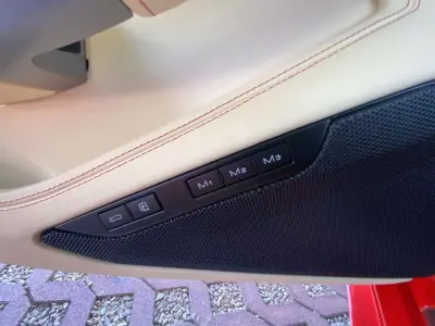 Ferrari F8 Tributo 2022 - 425600 EUR, 4336 km - AUTO.MOTO.pt - 4336km - foto 18 de 54