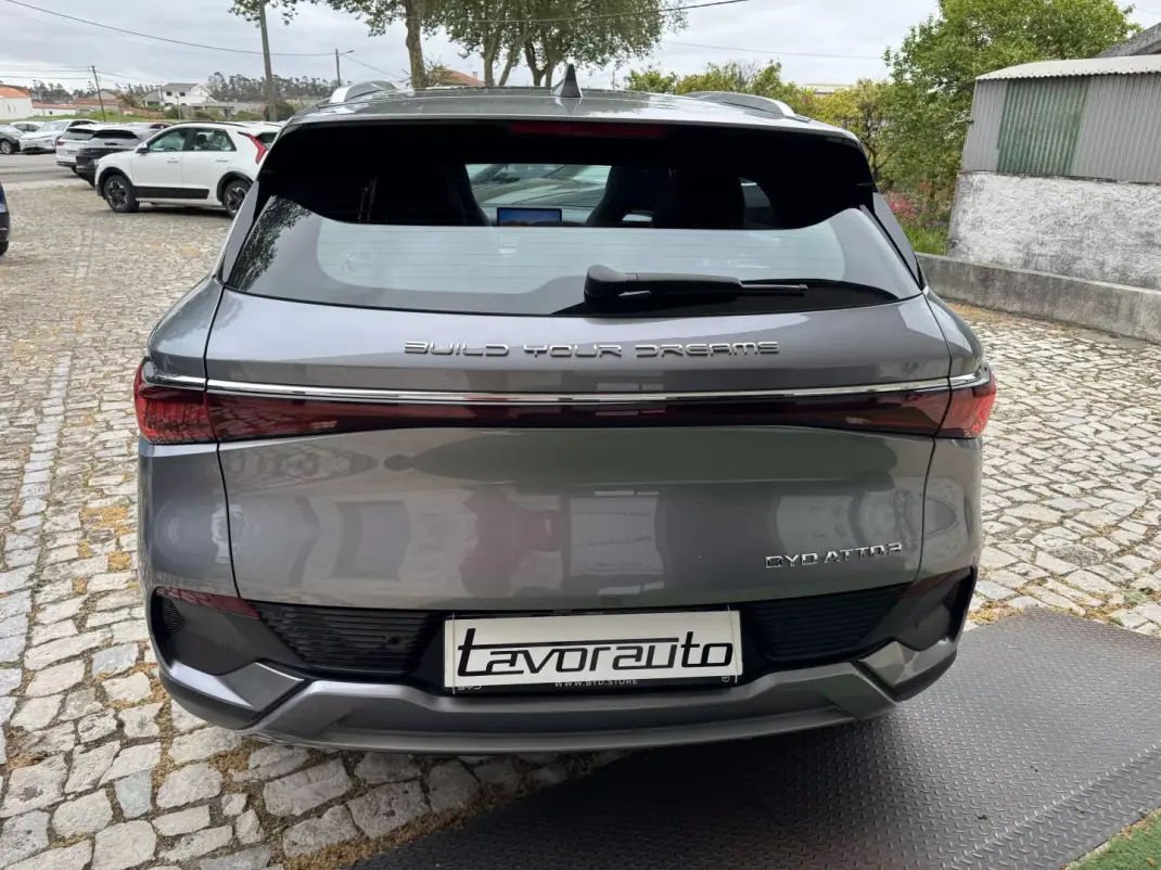 BYD Atto 3 2023 - 26900 EUR, 29000 km - AUTO.MOTO.pt - 29000km - foto 8 de 45
