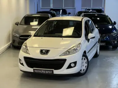 Peugeot 207 2010 - 6990 EUR, 125000 km - 125000km - foto 1 de 27