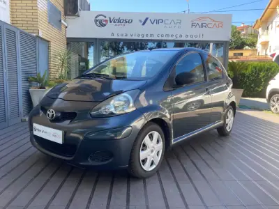 Toyota Aygo 2010 - 6350 EUR, 112661 km - 112661km - foto 13 de 19
