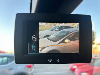 Peugeot PARTNER GIRAFON 2020 - 12990 EUR, 80000 km - AUTO.MOTO.pt - 80000km - foto 14 de 16