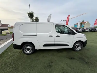 Peugeot PARTNER GIRAFON 2020 - 17990 EUR, 116800 km - AUTO.MOTO.pt - 116800km - foto 5 de 12