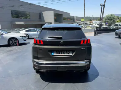 Peugeot 3008 2017 - 16500 EUR, 162000 km - AUTO.MOTO.pt - 162000km - foto 5 de 12