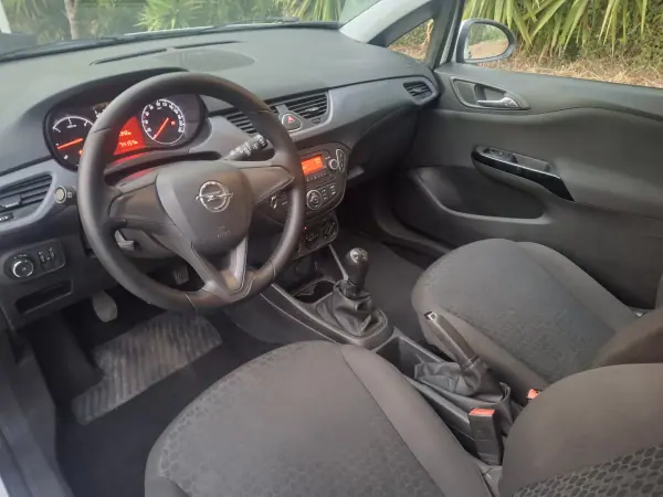 Opel Corsa 1.3 CDTI Van 2019 - 12900 EUR, 74155 km - AUTO.MOTO.pt - 74155km - foto 9 de 20