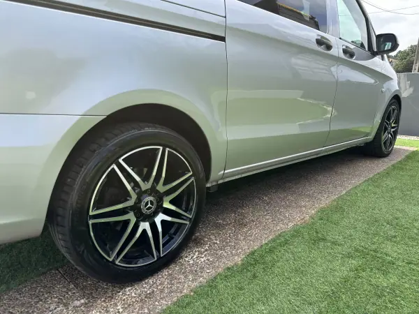 Mercedes-Benz Vito Tourer 2016 - 24900 EUR, 286000 km - AUTO.MOTO.pt - 286000km - foto 21 de 54