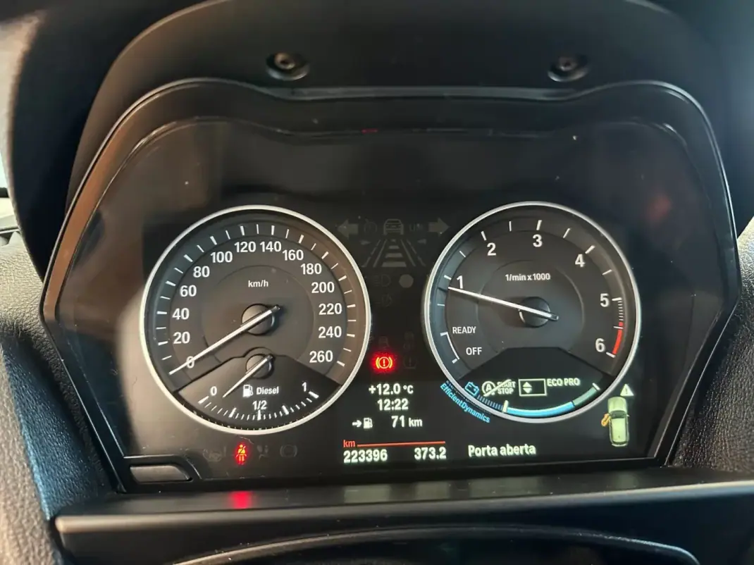 BMW 116 2012 - 13900 EUR, 223396 km - AUTO.MOTO.pt - 223396km - foto 20 de 25