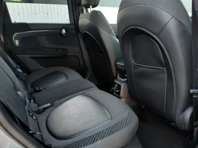 MINI Countryman 2018 - 18250 EUR, 148200 km - AUTO.MOTO.pt - 148200km - foto 12 de 31