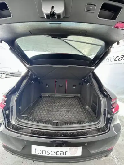 Porsche Macan 2015 - 43000 EUR, 175400 km - AUTO.MOTO.pt - 175400km - foto 18 de 19