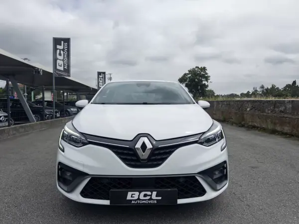Renault Clio 2020 - 14990 EUR, 113000 km - AUTO.MOTO.pt - 113000km - foto 2 de 38