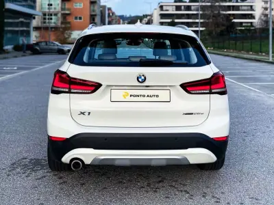 BMW X1 2021 - 25990 EUR, 101031 km - AUTO.MOTO.pt - 101031km - foto 4 de 15