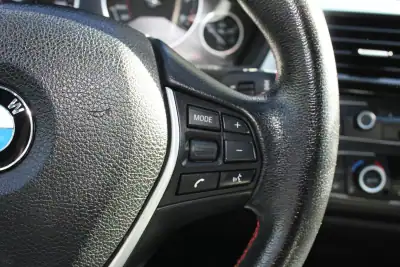 BMW 318 2013 - 14900 EUR, 154000 km - AUTO.MOTO.pt - 154000km - foto 31 de 35