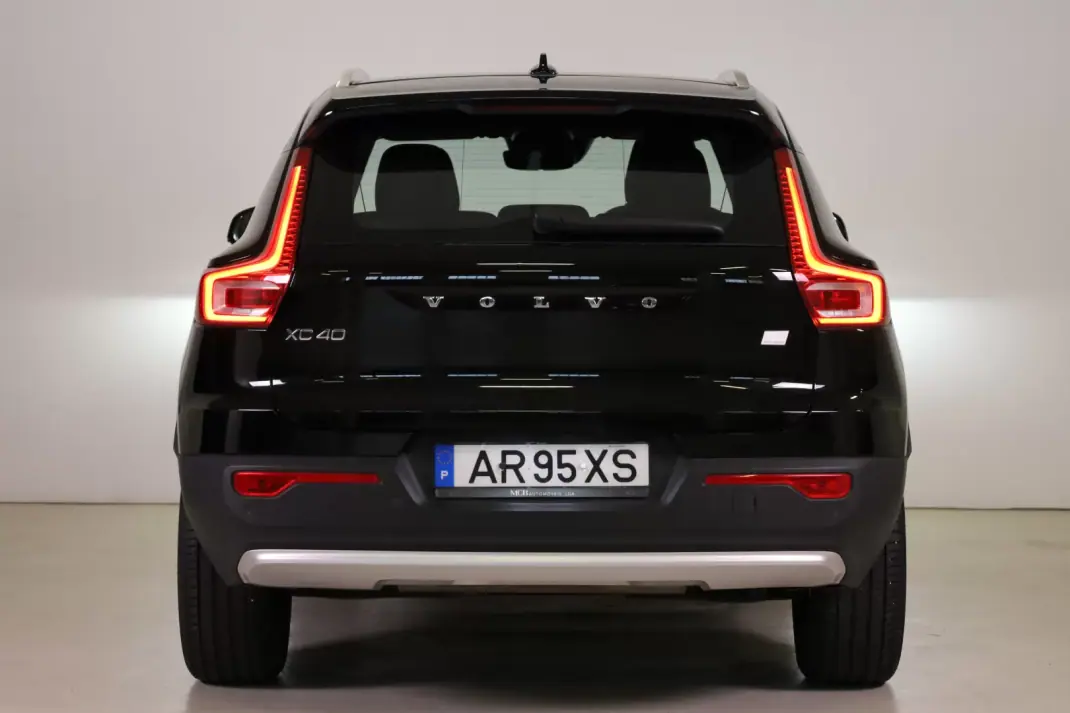 Volvo XC 40 2022 - 28990 EUR, 98750 km - AUTO.MOTO.pt - 98750km - foto 21 de 51