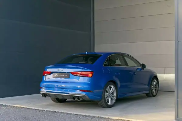Audi S3 Limousine 2017 - 34990 EUR, 139000 km - AUTO.MOTO.pt - 139000km - foto 7 de 17