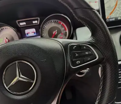 Mercedes-Benz CLA 180 2016 - 15850 EUR, 146212 km - AUTO.MOTO.pt - 146212km - foto 22 de 31