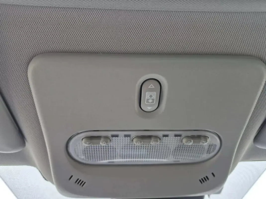 Nissan Qashqai 2018 - 18900 EUR, 96850 km - 96850km - foto 12 de 21