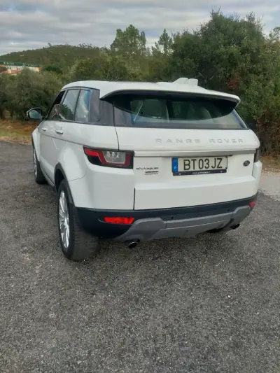 Land Rover EVOQUE 2015 - 17500 EUR, 218700 km - foto 5 de 13