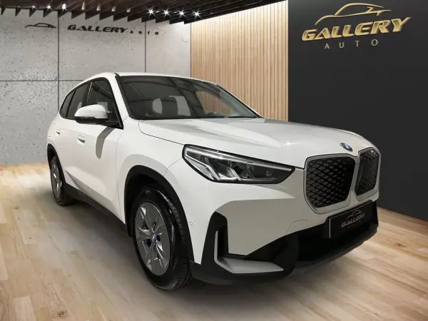 BMW iX1 eDrive20 2025 Elétrico
