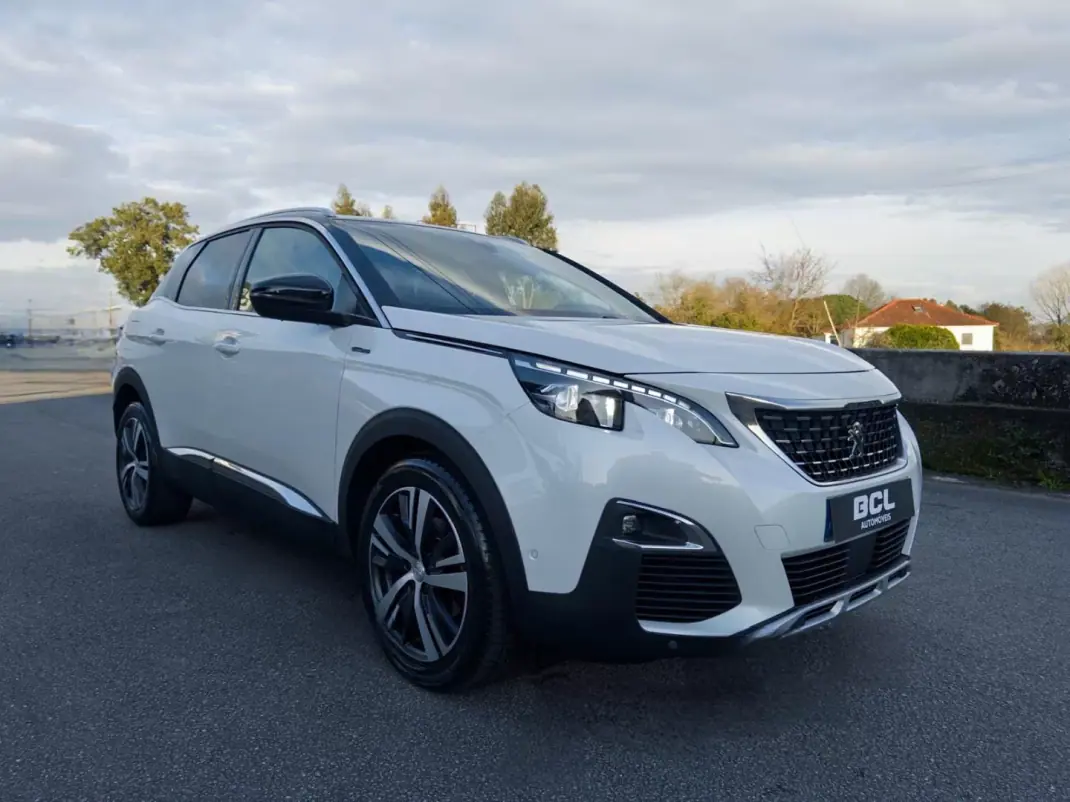 Peugeot 3008 2017 - 18990 EUR, 164000 km - AUTO.MOTO.pt - 164000km - foto 1 de 41